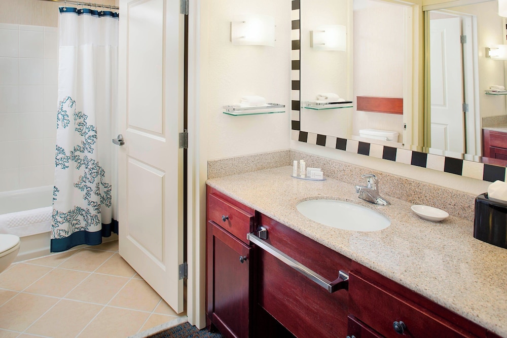 Suite, 2 Bedrooms photo 3