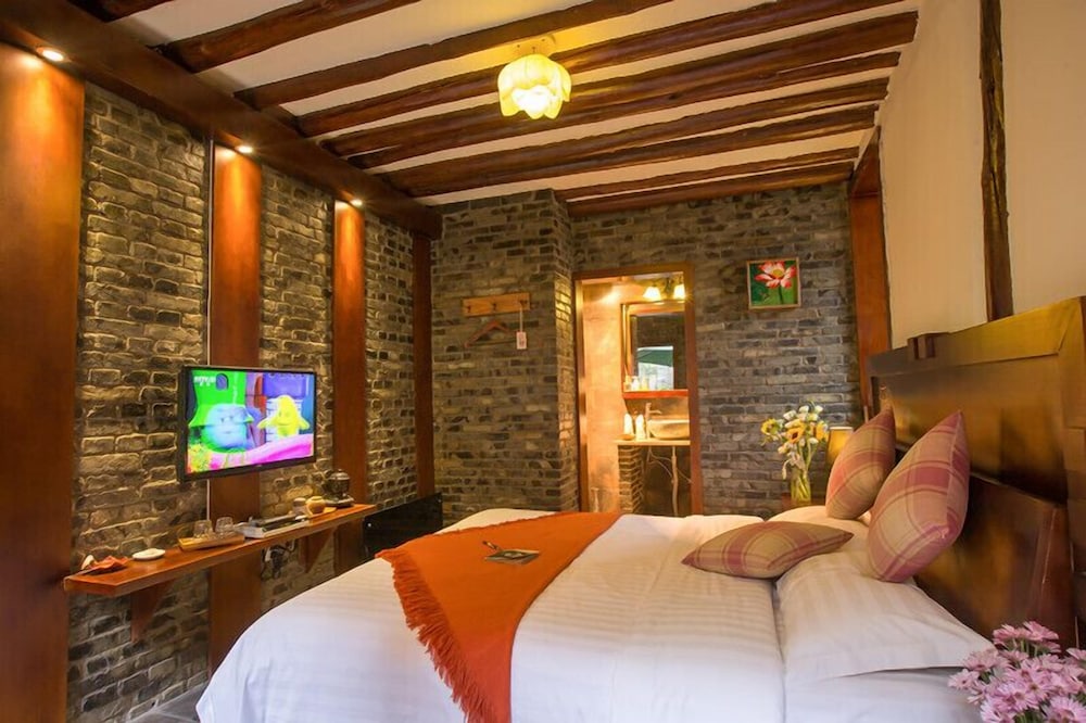Standard Double Room (Cornel)