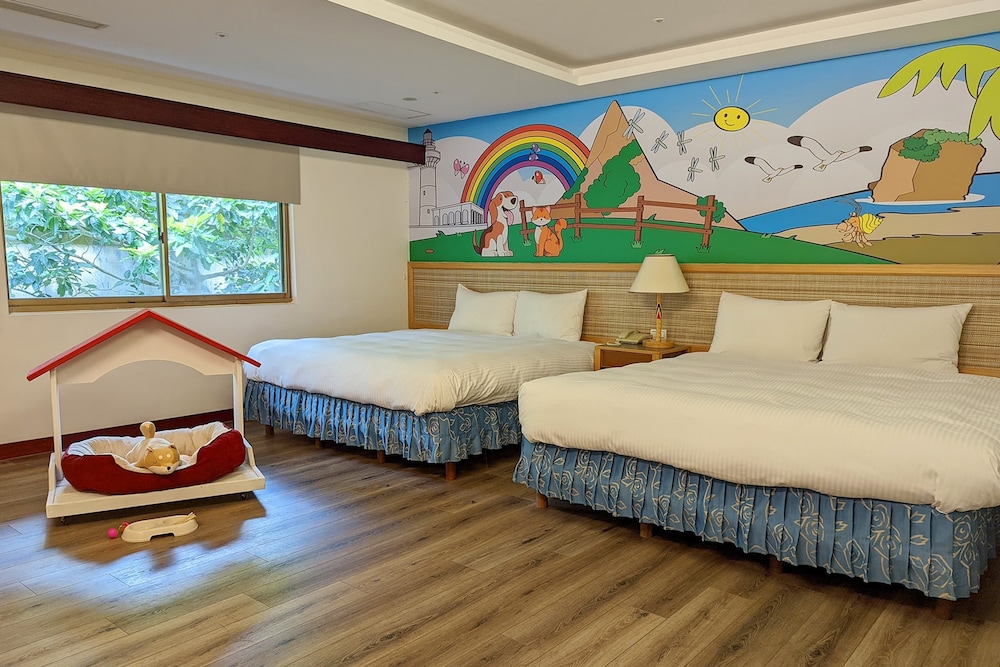 Superior Twin - pet friendly