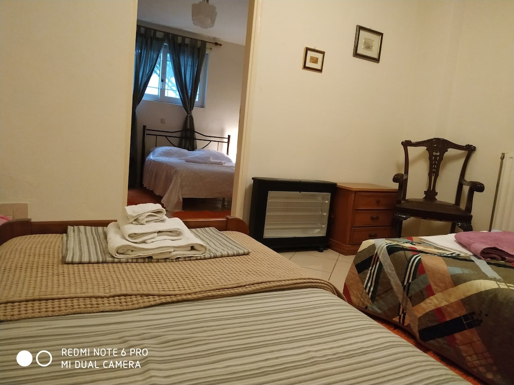 Basic Apartment, Multiple Beds, Garden View photo 1