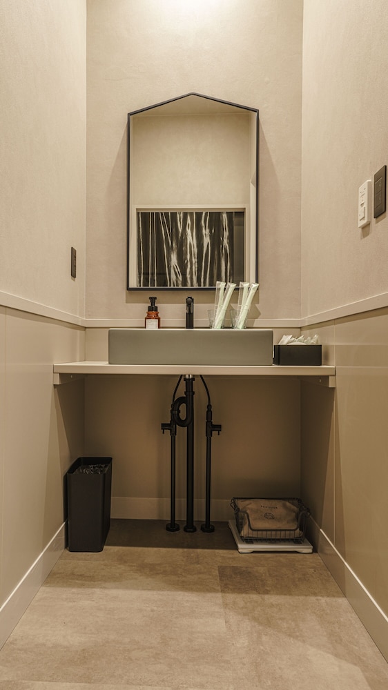 Aoka Condominium Suite - Photo 10