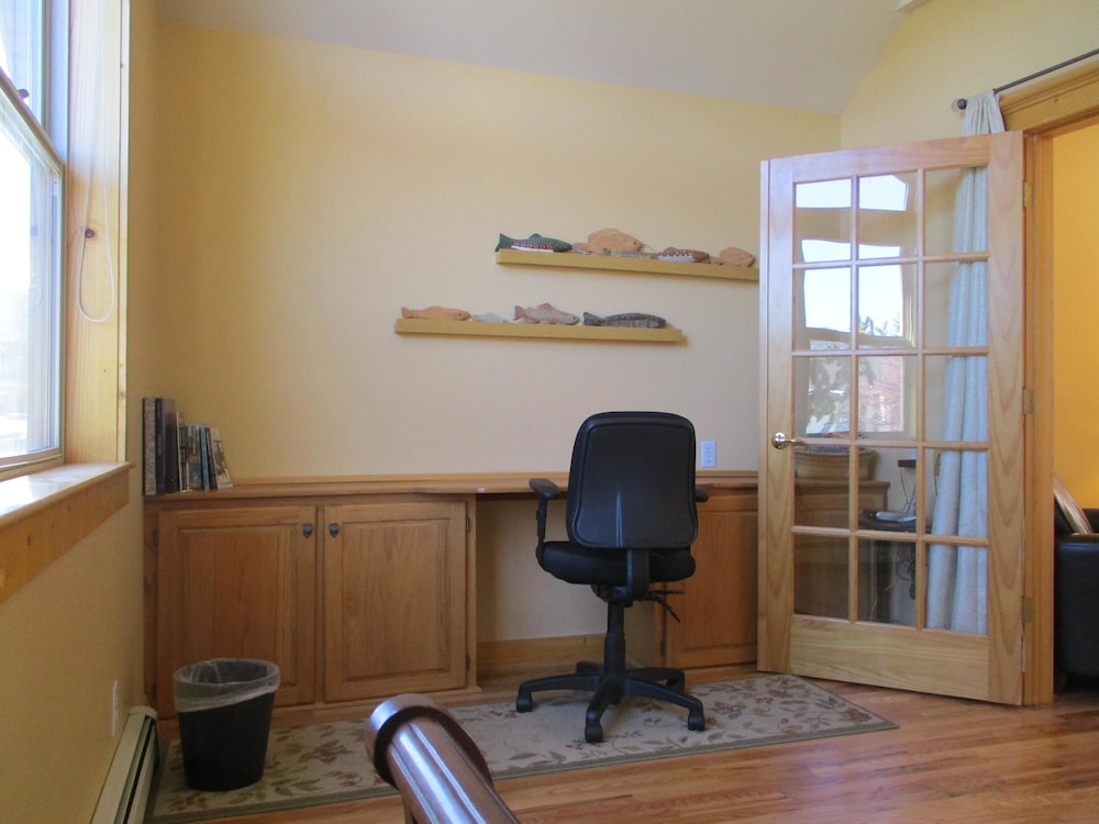 Comfort House, 4 Bedrooms, Mountainside photo 2