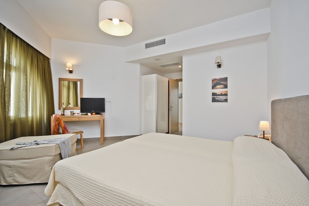 Double or Twin Room (with sofa bed)