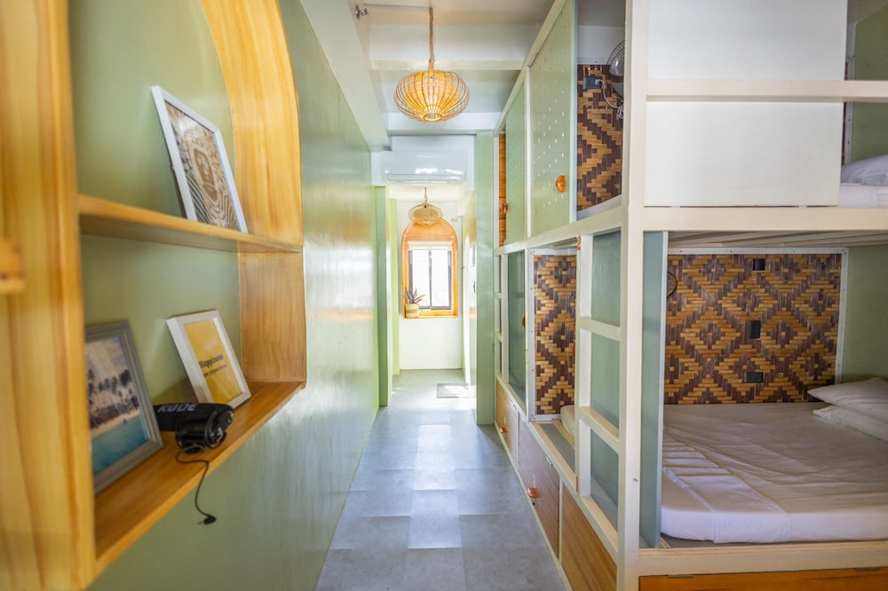 Bed in 4-Bed Mixed Dormitory Room photo 1