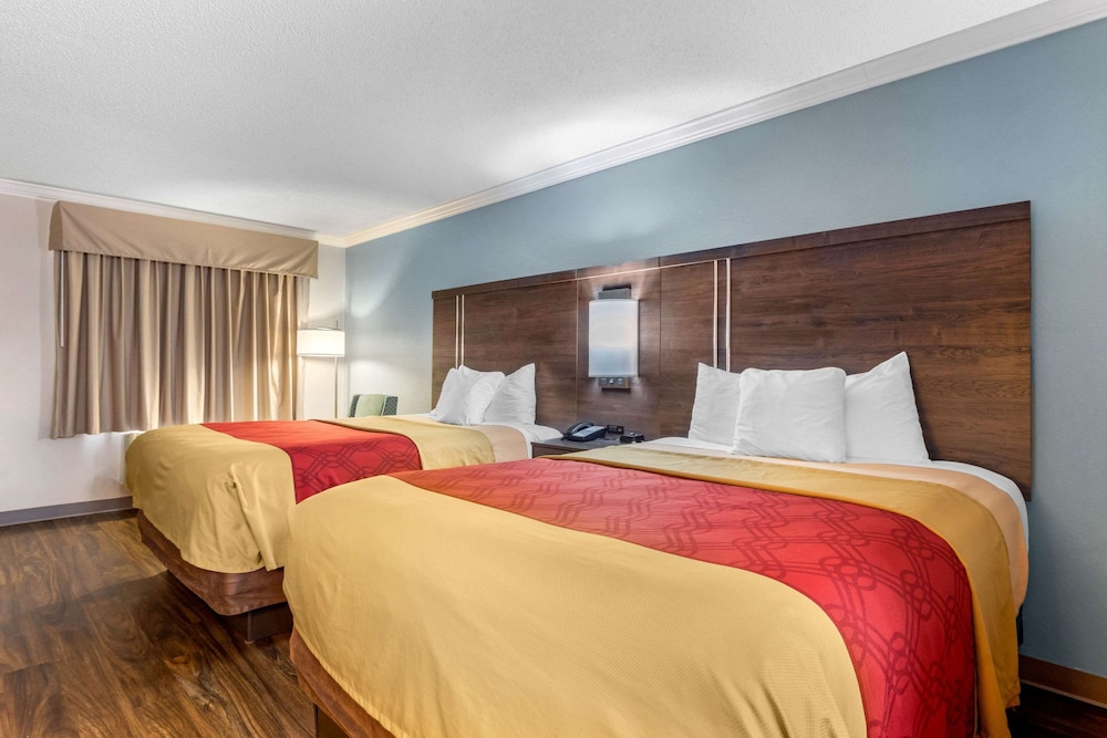 Standard Room, 2 Queen Beds, Accessible, Non Smoking photo 3