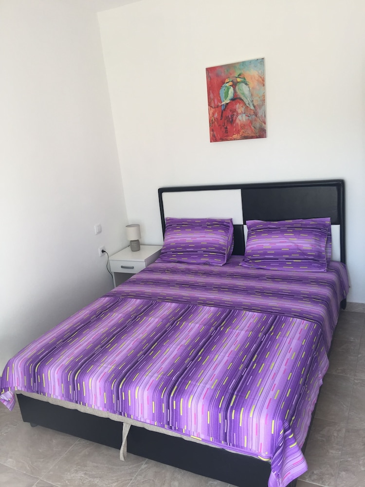 Family Apartment, Lake View