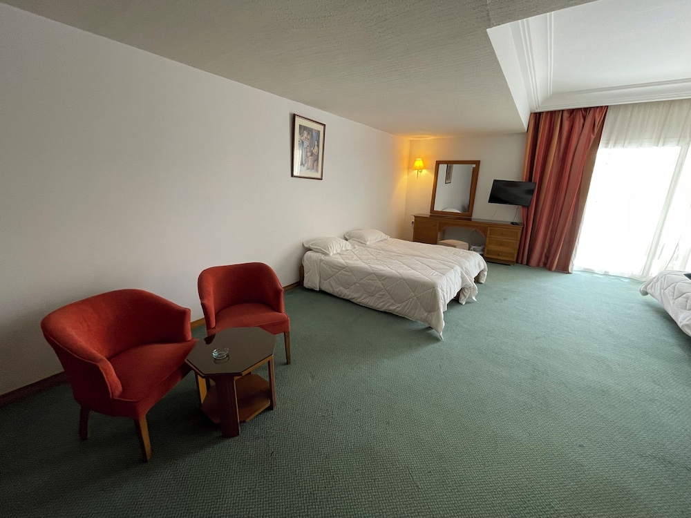Basic Room - Photo 7