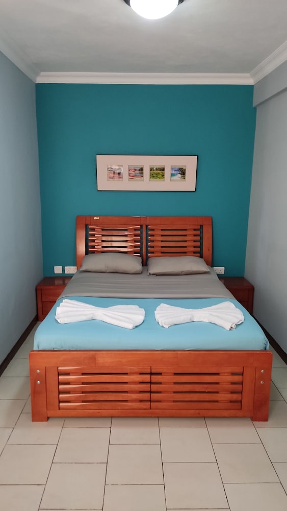 Deluxe Room - Photo 4