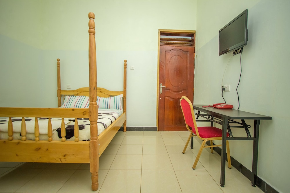 Standard Single Room, Garden View