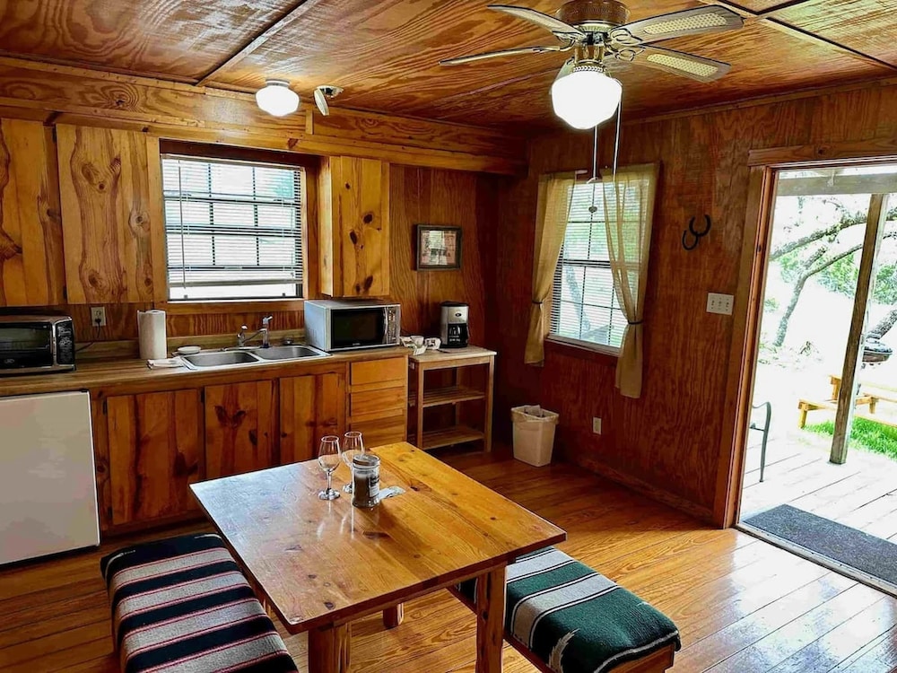 Cabin photo 1