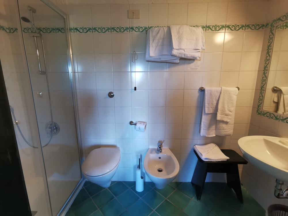 Superior Room - Photo 2
