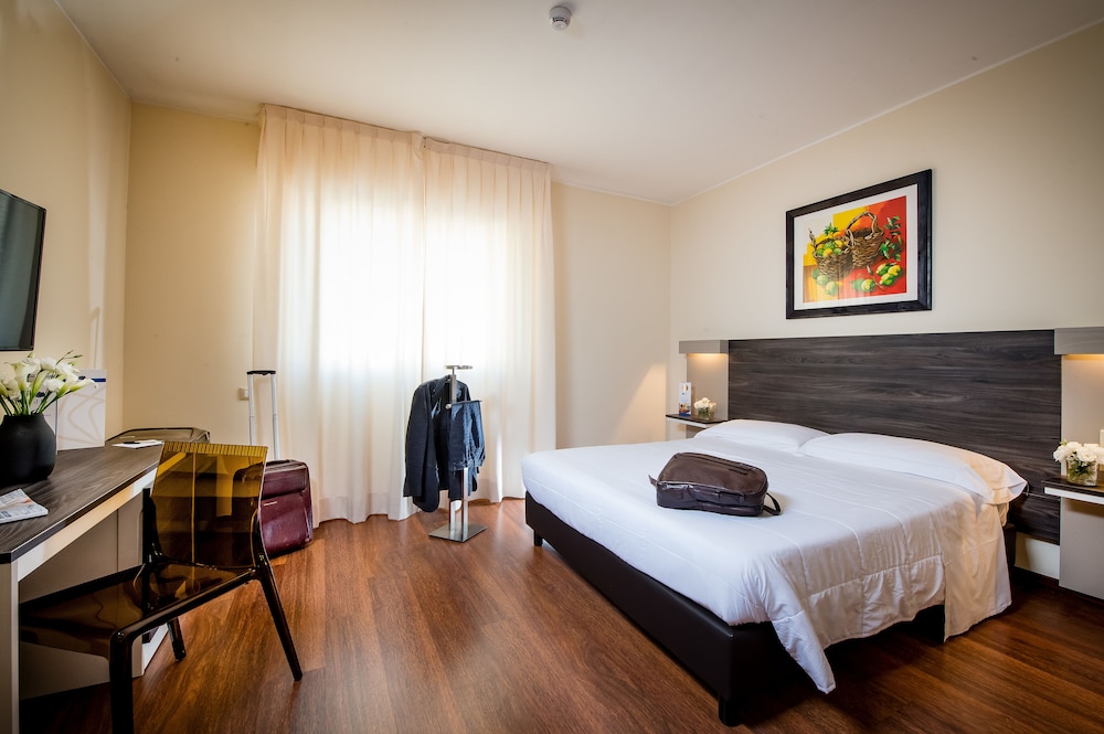 Superior Double Room, 1 Double Bed - Photo 4