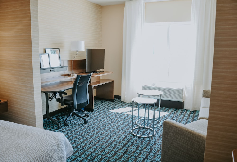 Suite, Multiple Beds photo 3