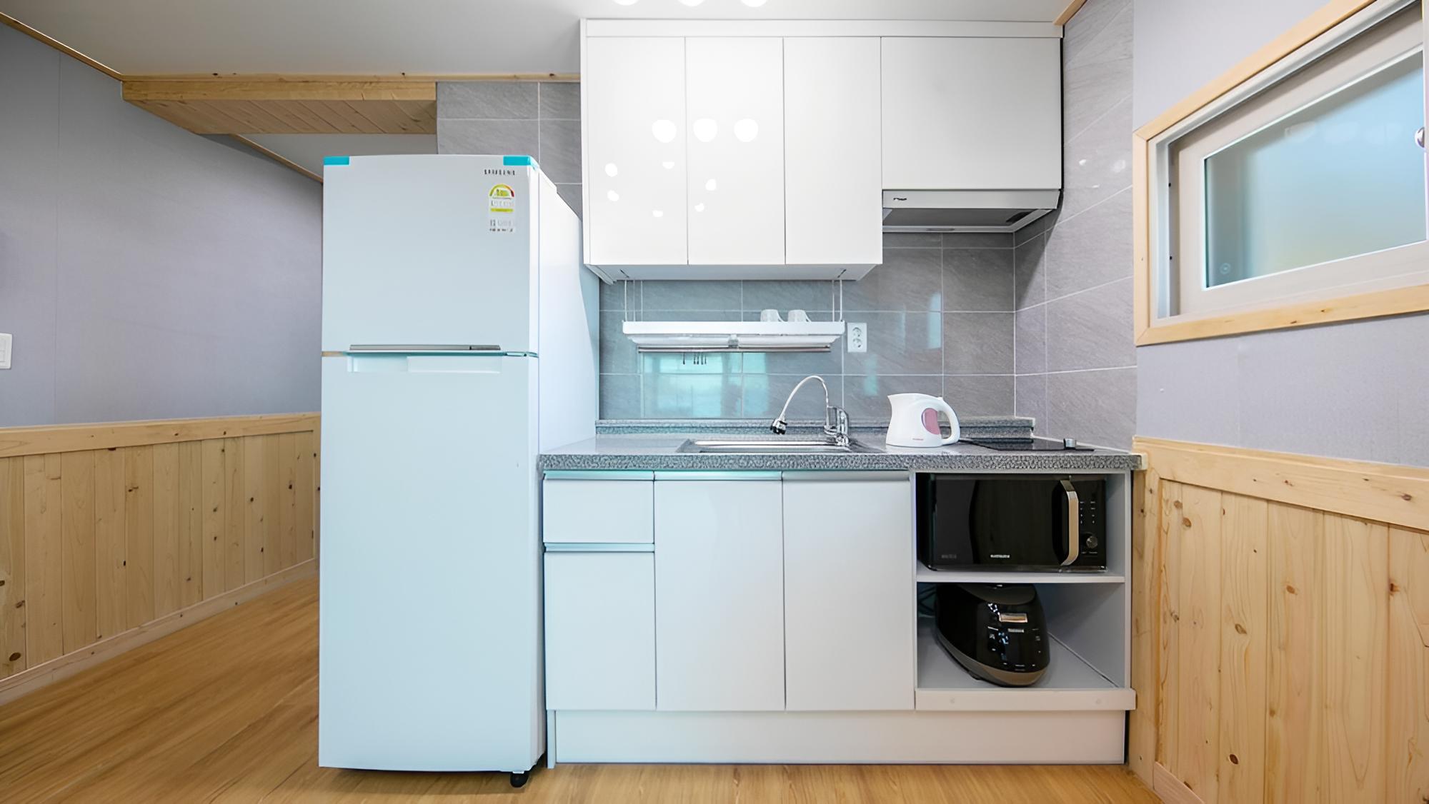 Basic Room, 1 Bedroom (103 ( F1 )) - Photo 6