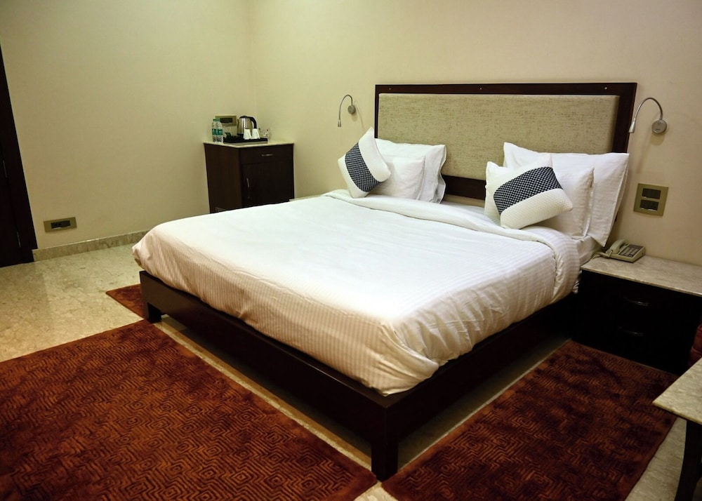 Deluxe Double Room photo 3