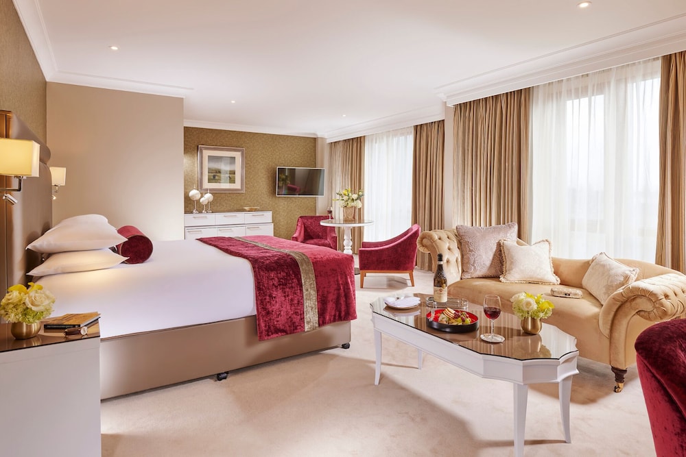 Junior Suite - Photo 1