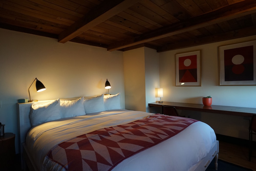 Suite (Ocean) - Photo 7