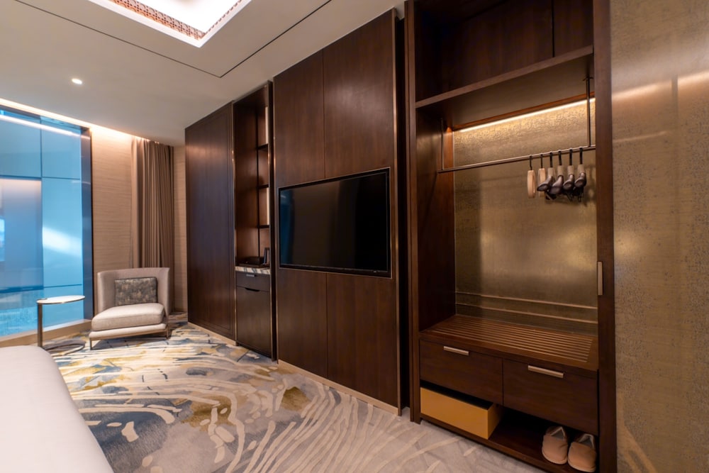 Premier Atrium King photo 3