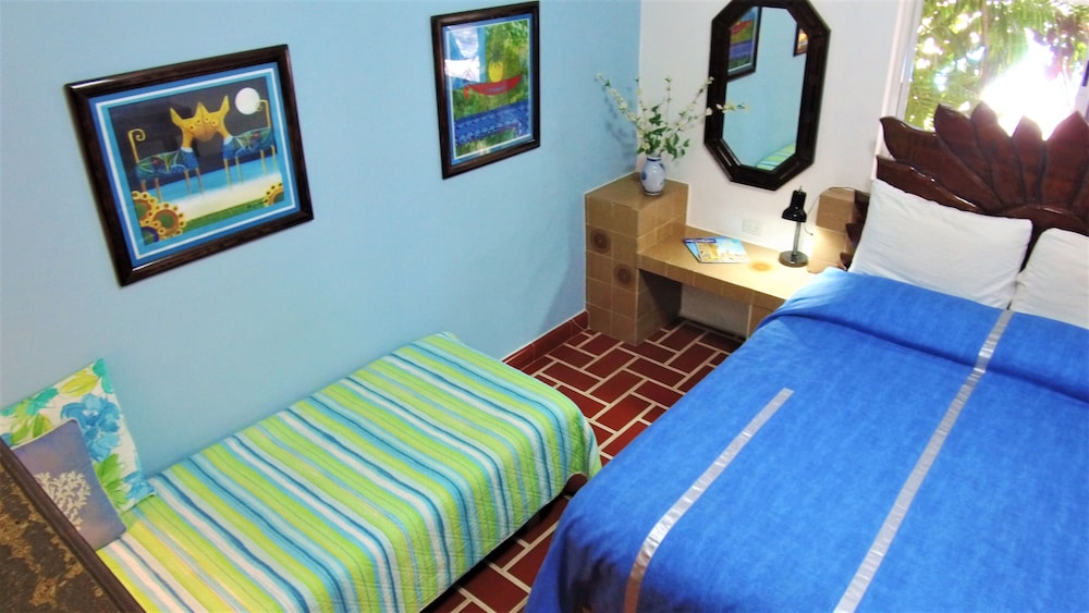 Family Single Room