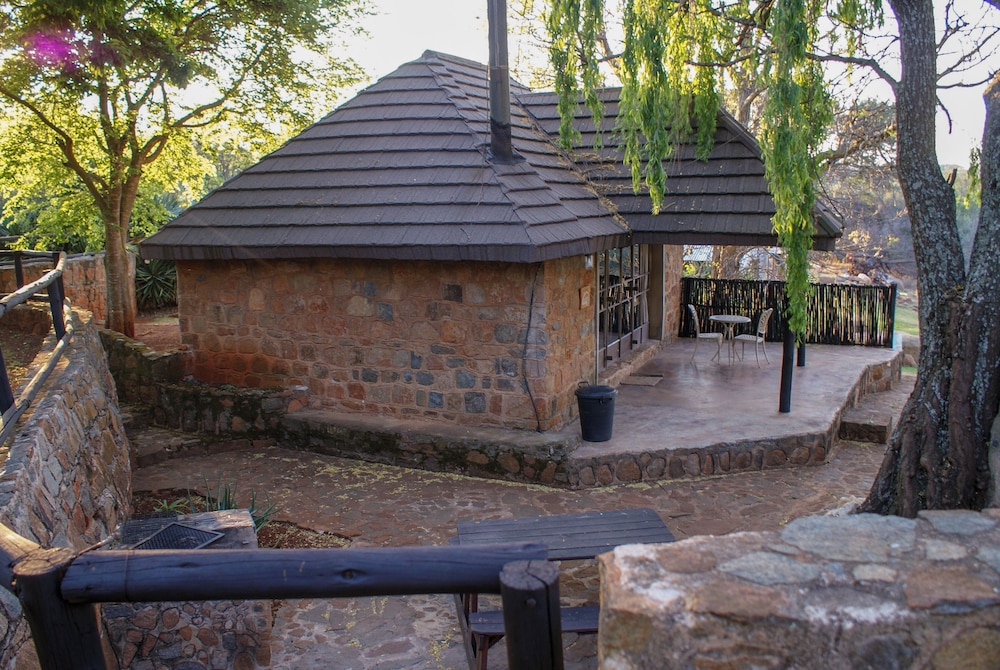 Golden Cabin (3) photo 3