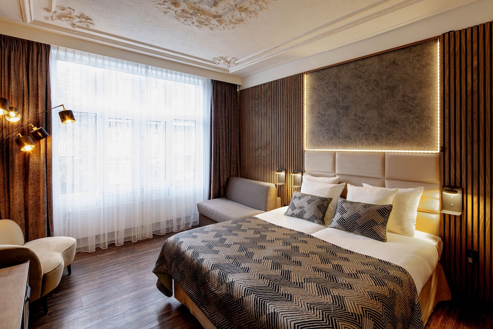 Comfort Triple Room photo 2