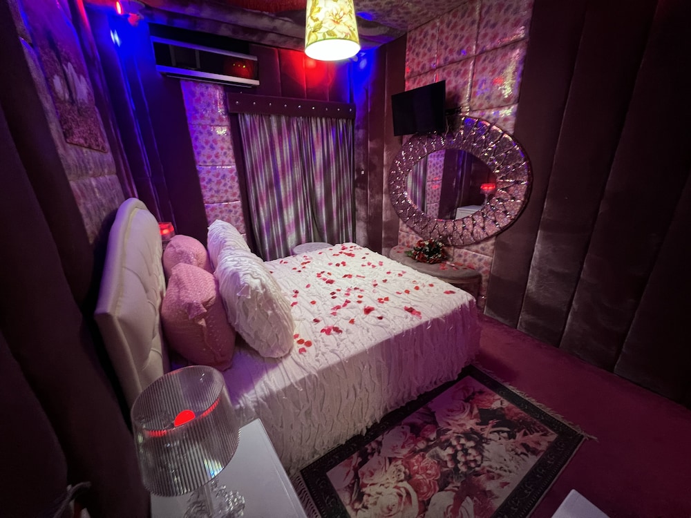 Romantic Double Room (Romance) photo 2