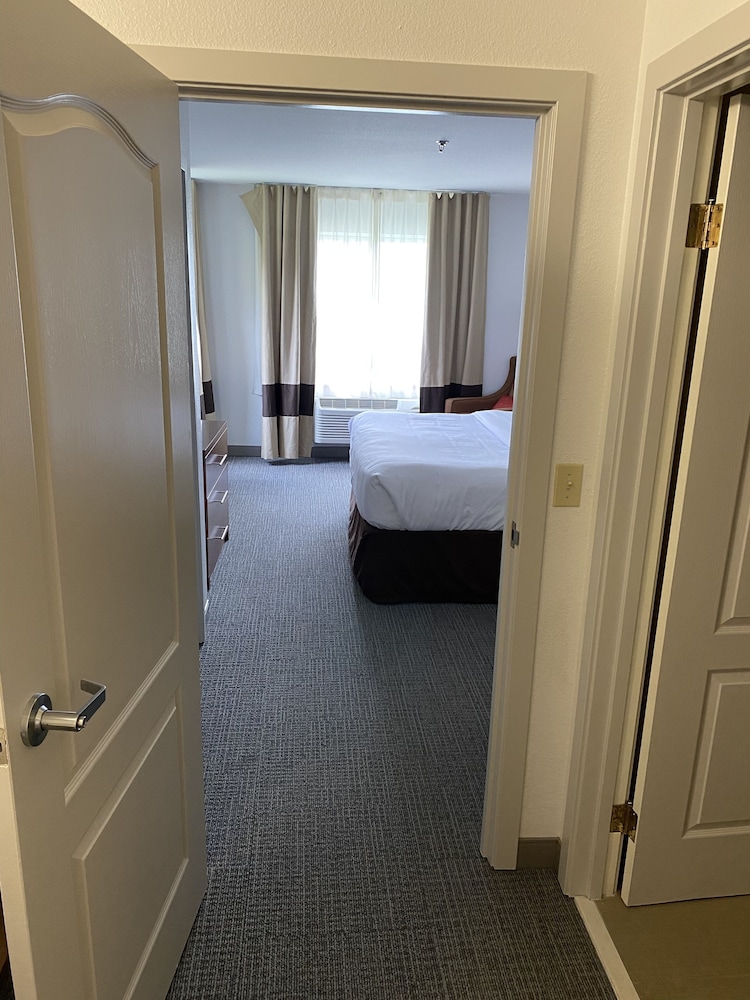 Suite, Non Smoking photo 1