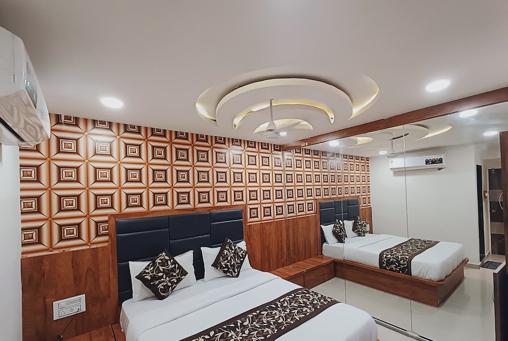 Deluxe Triple Room - Photo 1