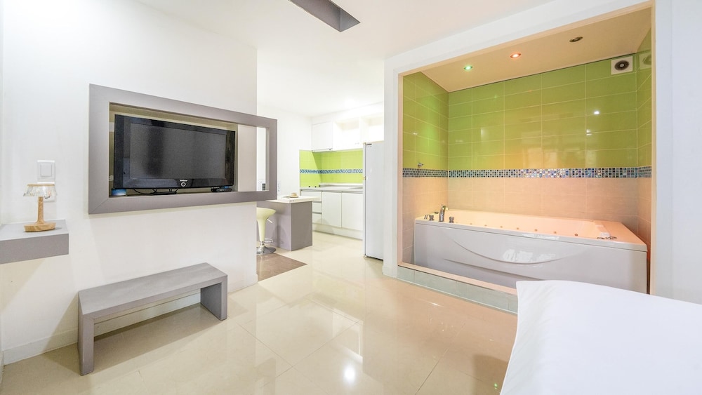 Basic Room, 1 Bedroom (B 102(Spa))