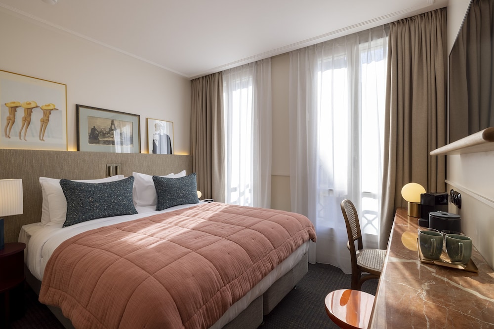Dadou Paris bedroom photo
