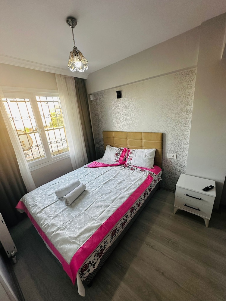 Standard Double Room - Photo 24