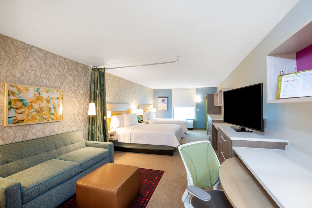 Studio, 2 Queen Beds, Accessible, Non Smoking (Hearing) - Photo 2