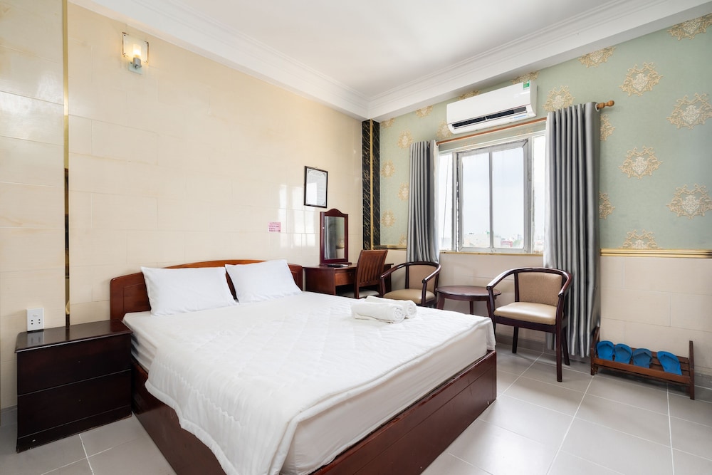 Superior Triple Room