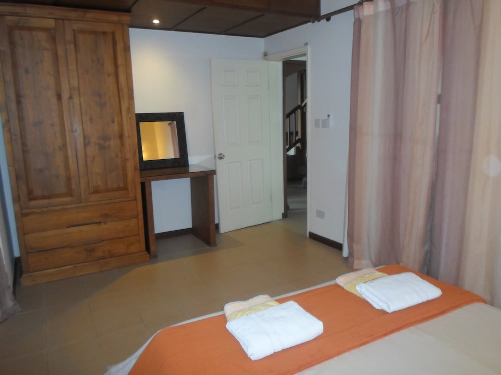 Exclusive Villa, 4 Bedrooms, Beach View photo 1