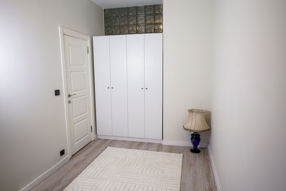 Deluxe Apartment photo 2