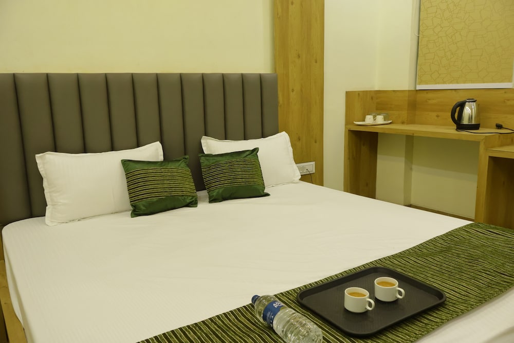 Executive Room - Photo 7