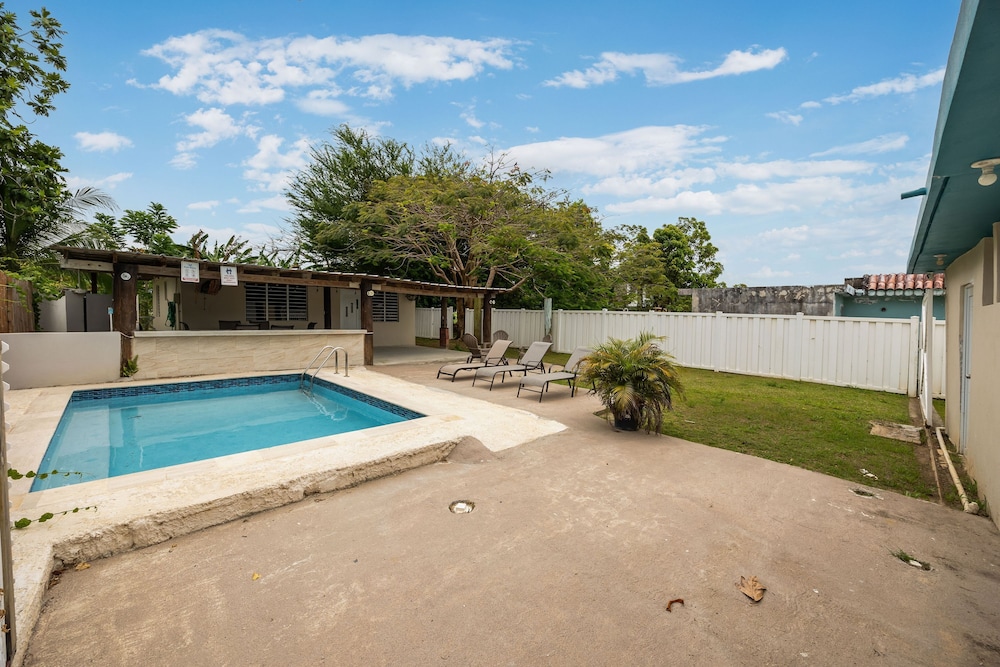 Villa photo 1