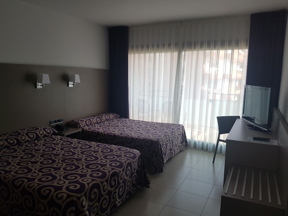 Standard Room, City View photo 2
