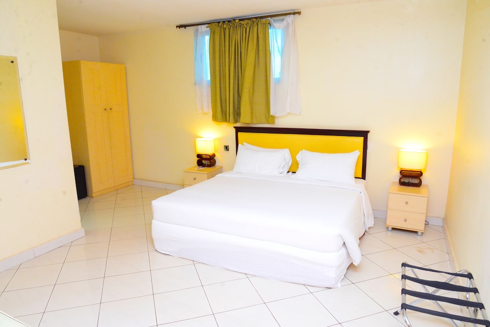 Junior Apartment