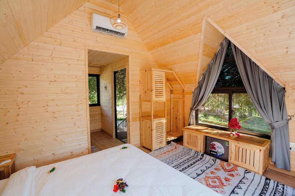 Standard Bungalow, Balcony, Lake View photo 3