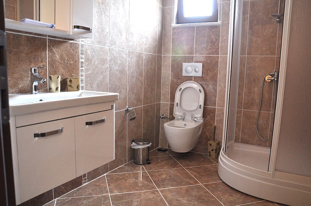 Villa photo 2