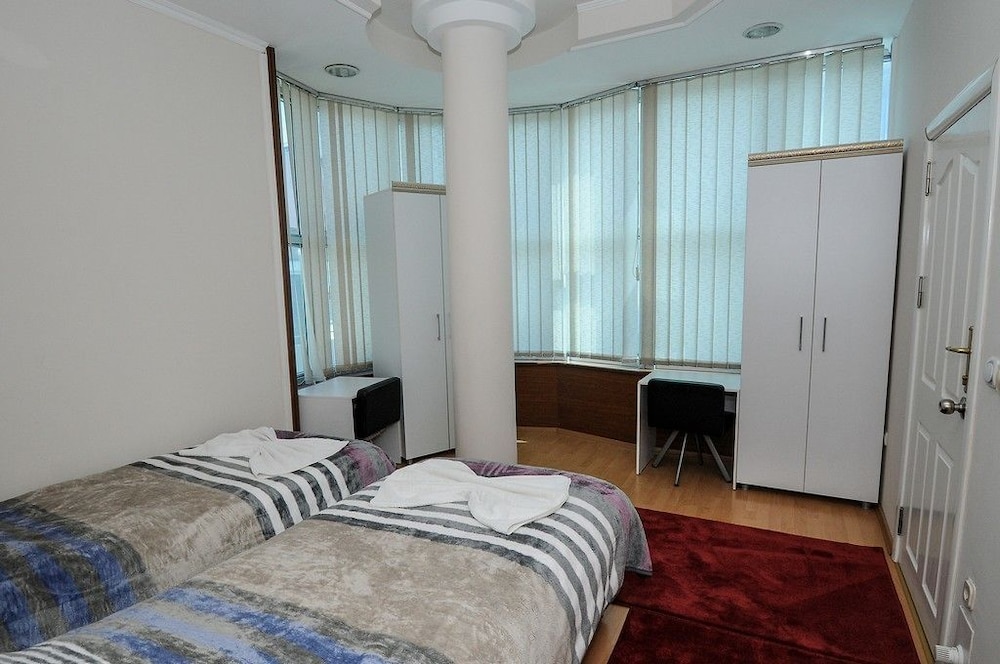 Quadruple Room photo 2