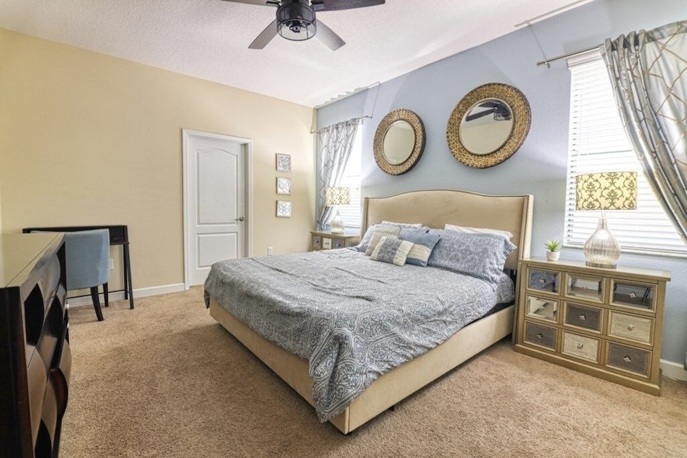 House, Multiple Bedrooms