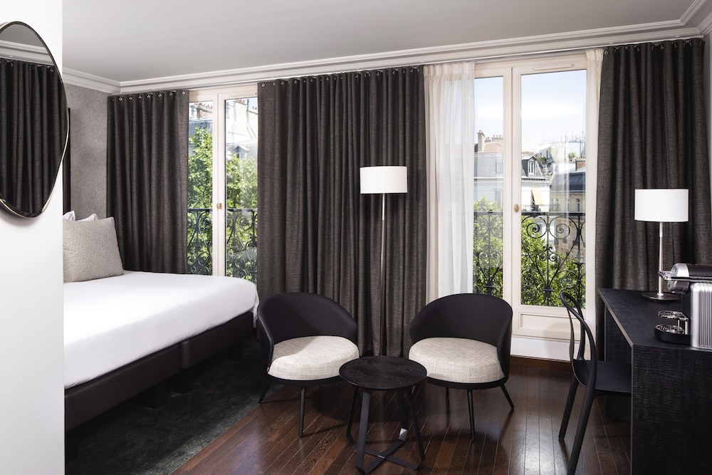Deluxe Double Room photo 2