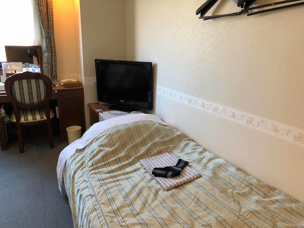 Triple Room, Smoking photo 3