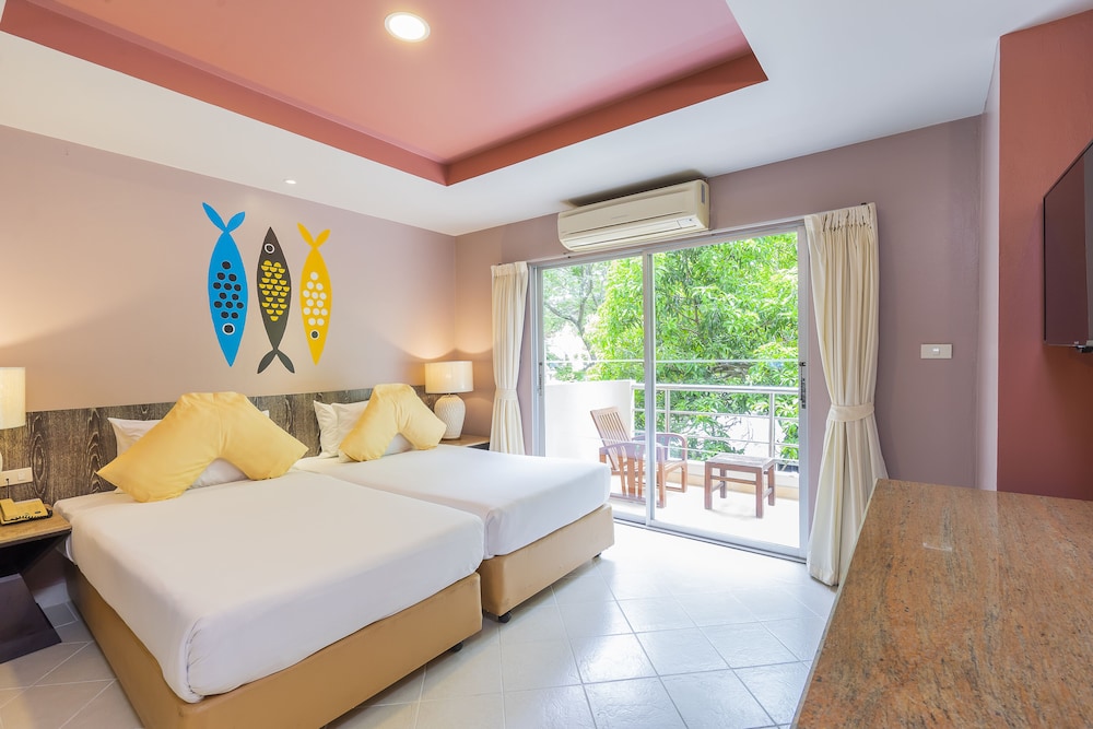 Standard Garden View Twin Bed - Photo 6