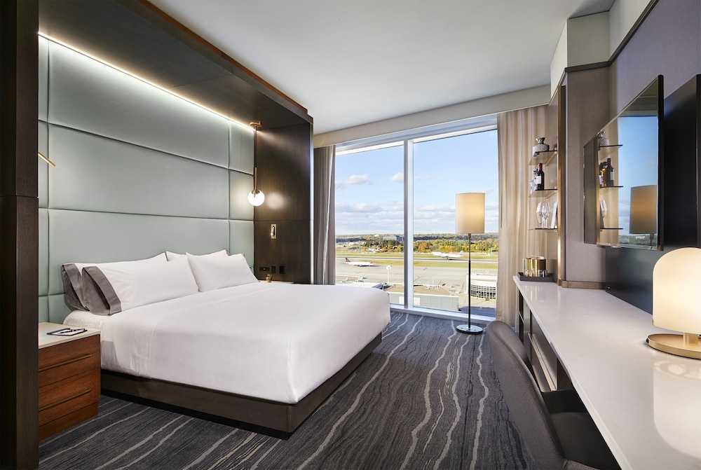Suite, 1 Bedroom photo 3