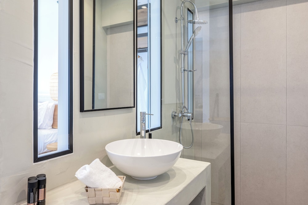 Junior Suite, Sea View - Photo 3