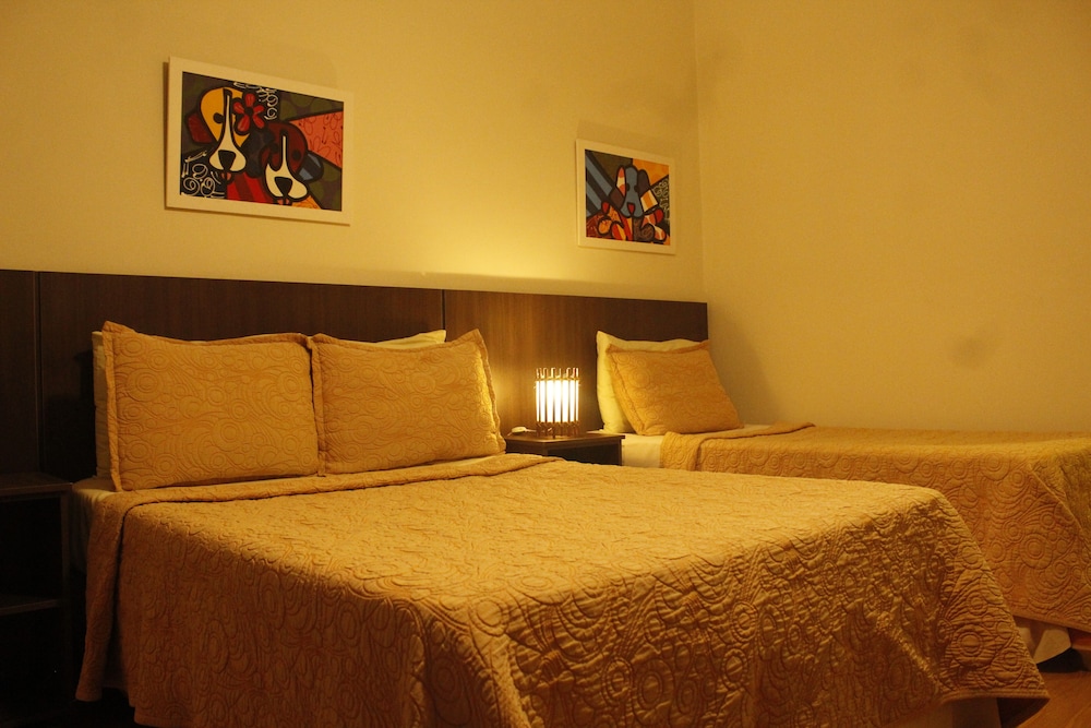 Standard Suite - Photo 3