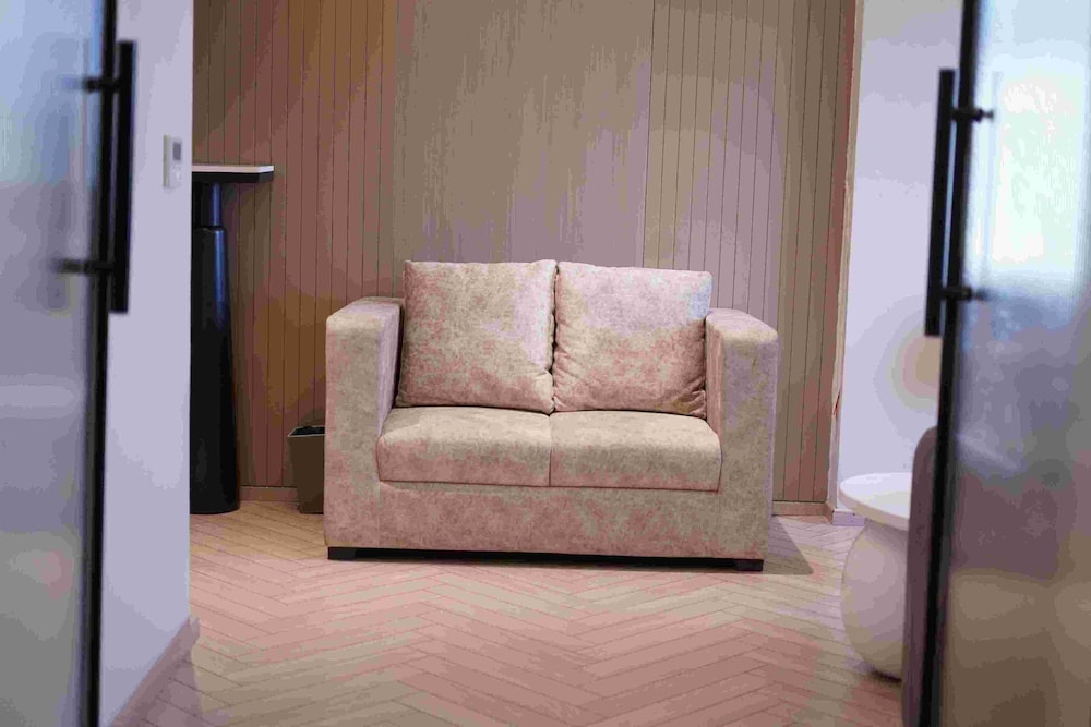 Luxury Room - Photo 5